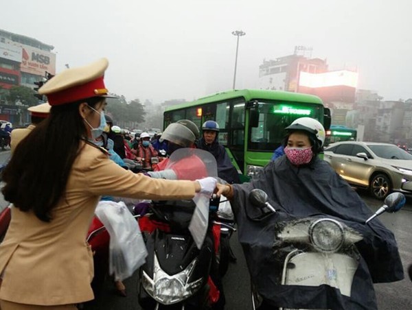 Đường mòn nhân nghĩa không mòn