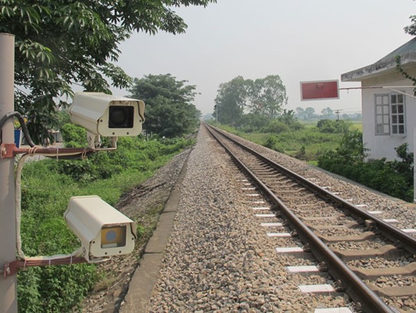 Bảo đảm an toàn giao thông đường sắt tại Hà Nội: Đa dạng giải pháp