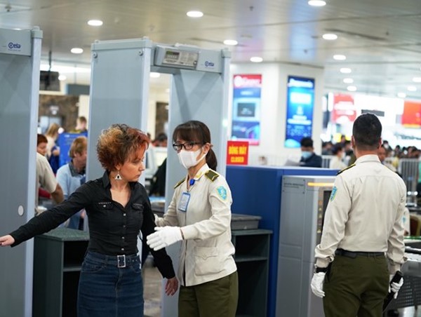 Bộ trưởng Bộ GTVT Nguyễn Văn Thể: Chống dịch thì không được tiếc tiền