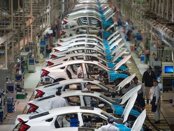 Các doanh nghiệp ô tô lao đao vì virus Corona 