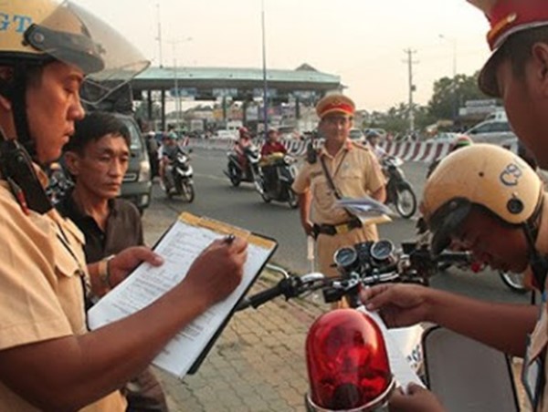 Cảnh sát giao thông phạt tại chỗ trong trường hợp nào?