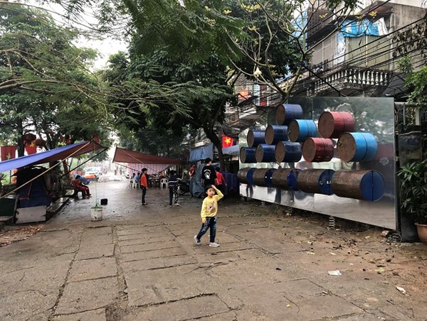 Biến bãi rác thành con đường nghệ thuật