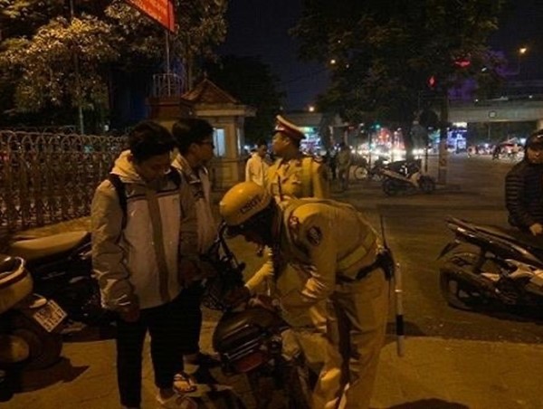 Phòng chống đua xe trái phép, kinh nghiệm hay của CSGT Hải Phòng