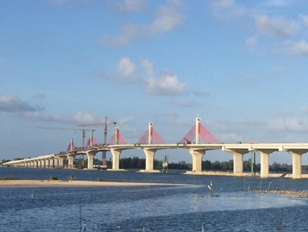 Quảng Ngãi: Đổi tên cầu Cửa Đại là rất cần thiết