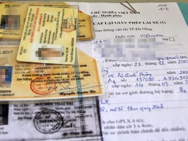 Khai báo gian dối để cấp lại bằng lái xe có thể bị phạt đến 5 triệu đồng, thu hồ sơ gốc