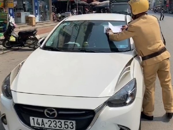 Phạt nguội xe dừng đỗ sai quy định, vi phạm ở Hạ Long giảm hẳn