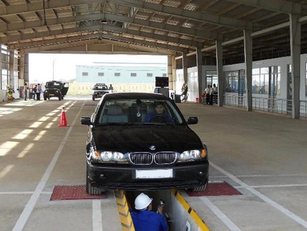 Hơn 6.700 xe ô tô bị chặn đăng kiểm vì chưa nộp phạt nguội