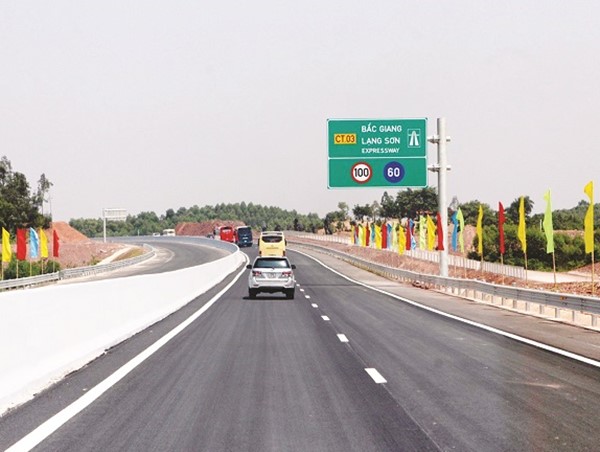 Từ giá vé tại BOT cao tốc Bắc Giang – Lạng Sơn: Doanh nghiệp vận tải cũng là “thượng đế”