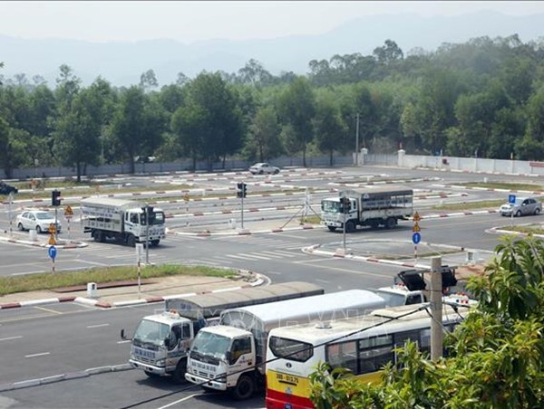 Cần đưa mức học phí đào tạo lái xe về đúng giá trị thực