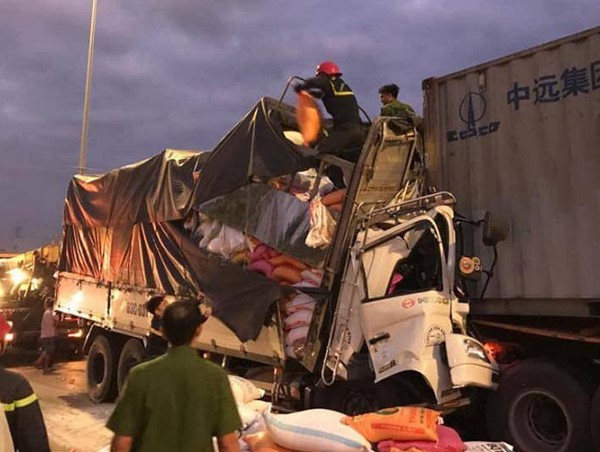 Danh tính 3 nạn nhân tử vong trong cabin bẹp dúm sau cú tông đuôi xe container