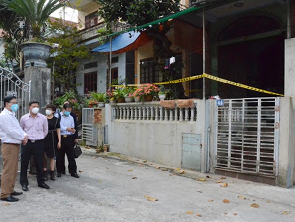 Cách ly tài xế taxi Mai Linh do chở 1 phụ nữ tiếp xúc gần với bệnh nhân mắc Covid-19