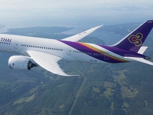 Thêm một chuyến bay có hành khách mắc Covid-19