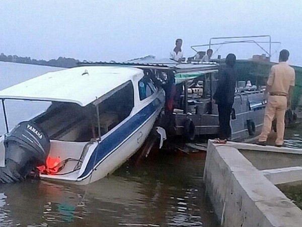 Ngăn ngừa tai nạn đường thủy do phương tiện nhỏ, thô sơ gây ra