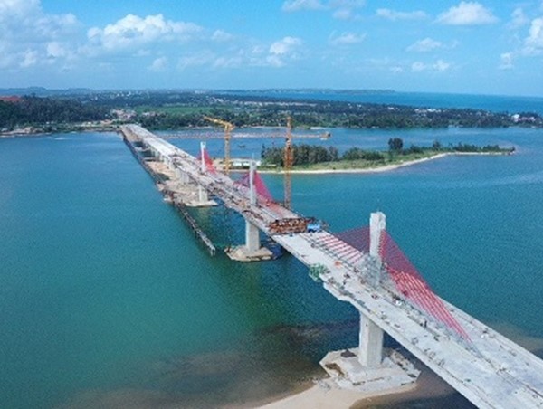 Cầu Cửa Đại là 1 trong 8 công trình chào mừng Đại hội Đảng bộ tỉnh Quảng Ngãi