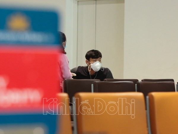 Sân bay Nội Bài và Vân Đồn đón hơn 800 khách về nước trong ngày 23/3