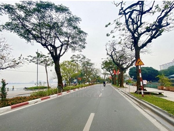 Lưu lượng giao thông giảm, chất lượng không khí Hà Nội dần tốt lên