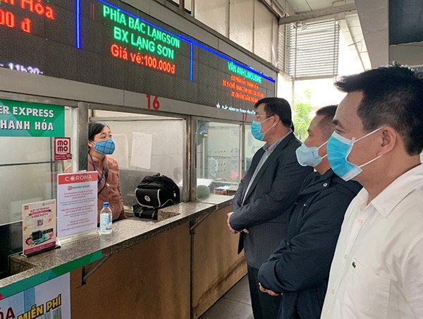 Xe khách đi từ Hà Nội chạy cố định 3 khung giờ trong cao điểm chống dịch Covid-19