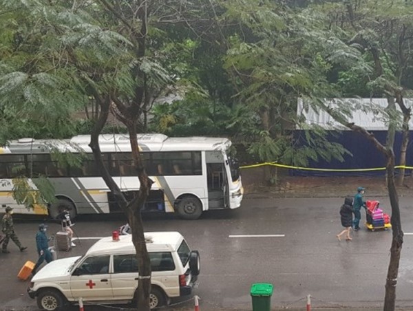 Hà Nội: Sẵn sàng 100 xe buýt chở người dân hoàn thành cách ly về với gia đình