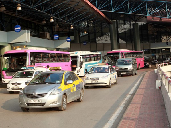 Tạm dừng triệt để hoạt động taxi tại sân bay Nội Bài trong thời gian cách ly xã hội