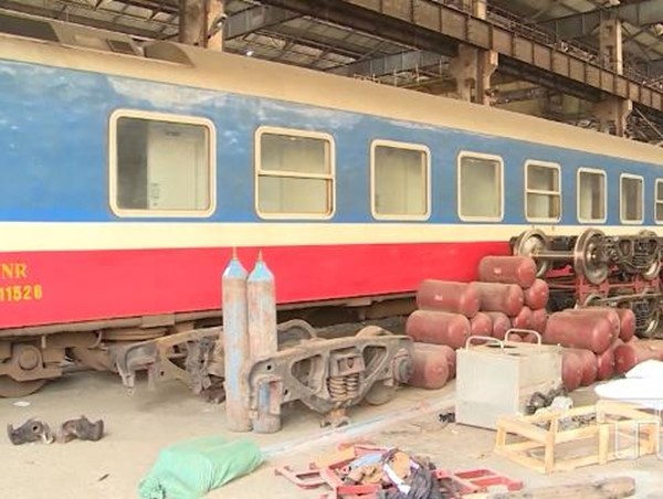 VNR xin lùi thực hiện niên hạn toa xe