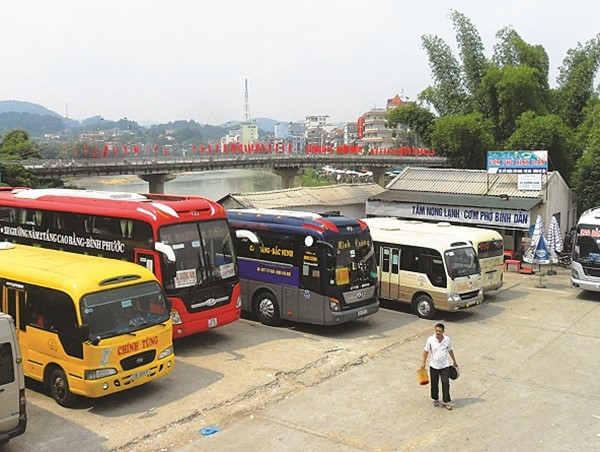 Nhiều địa phương vẫn tạm dừng xe khách liên tỉnh