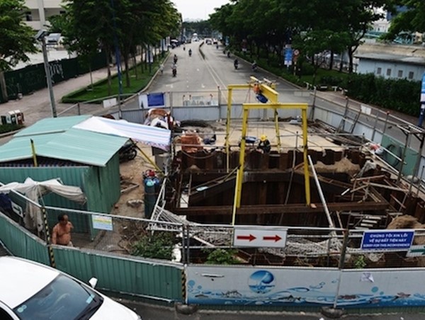 TP Hồ Chí Minh ngừng đào đường trong dịp lễ 30/4 và 1/5