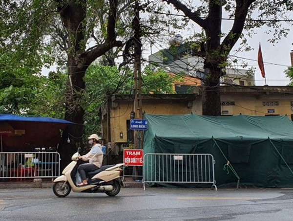 Hà Nội: Có nên duy trì cả 30 chốt kiểm soát tại các cửa ngõ trong tình hình mới?