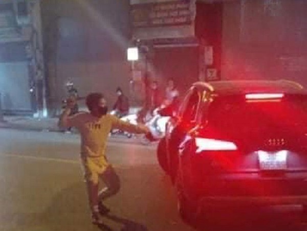 Hà Nội: Gọi người đến hỗn chiến sau va chạm giao thông
