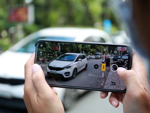 Ghi hình vi phạm giao thông rồi chuyển cho lực lượng chức năng phạt nguội bằng cách nào?