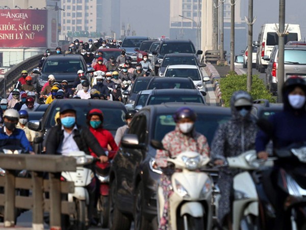 Người dân ùn ùn nghỉ lễ, cửa ngõ các TP ùn tắc nghiêm trọng trong ngày 30/4