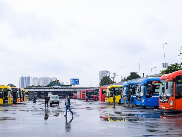 Vận tải hành khách: Doanh nghiệp cần thuốc “hồi sức”