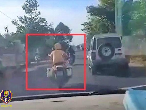 Đề xuất khen thưởng cảnh sát giao thông giúp sản phụ đi sinh nở an toàn