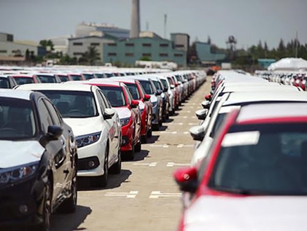 Ô tô nhập khẩu giảm mạnh trong tháng 4/2020