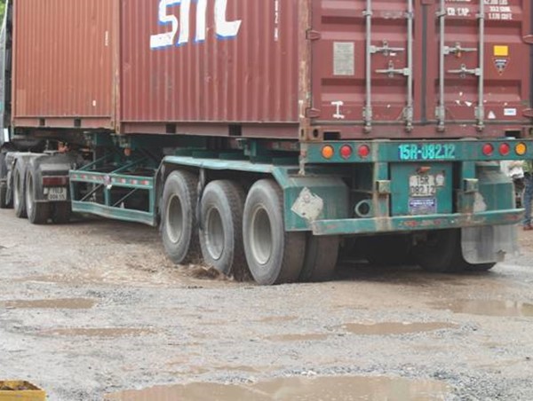 Gia Lâm: Hạn chế xe container vào giờ cao điểm trên tuyến đường 181