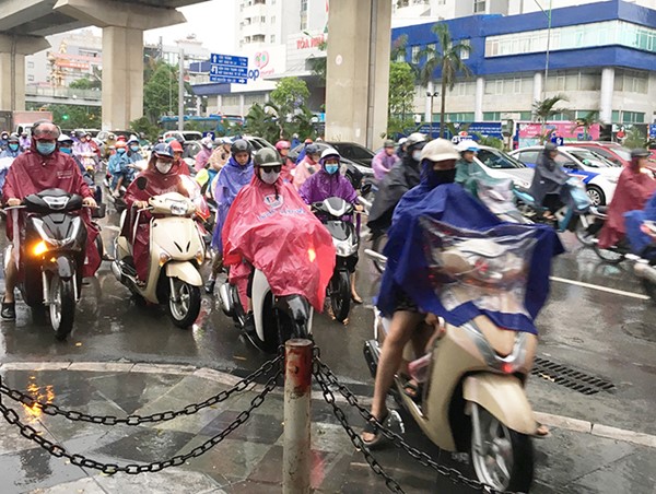 Xây dựng văn hóa giao thông: Không thể chờ thêm!