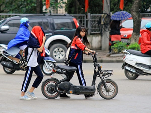 Xe máy điện chất lượng kém có còn đất sống?