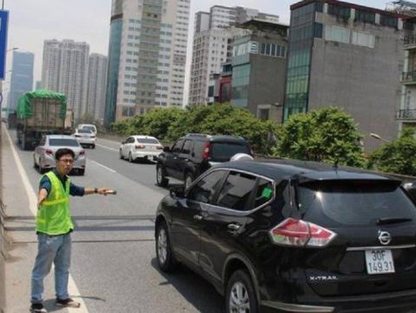 Hà Nội bắt đầu đếm xe đường vành đai 3 trên cao