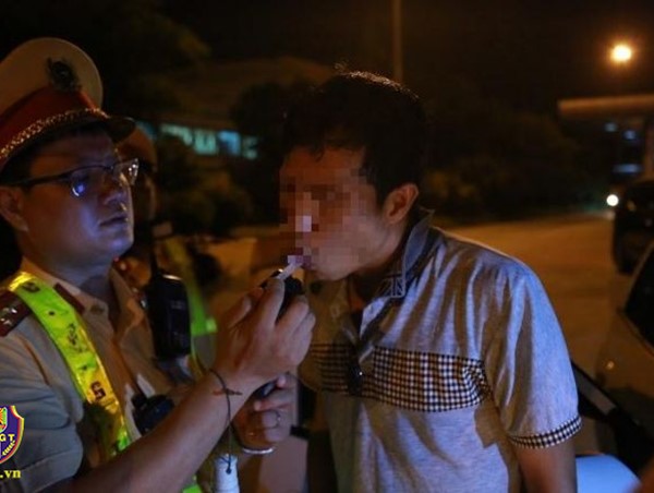 Tài xế vừa vi phạm nồng độ cồn vừa dương tính với ma túy