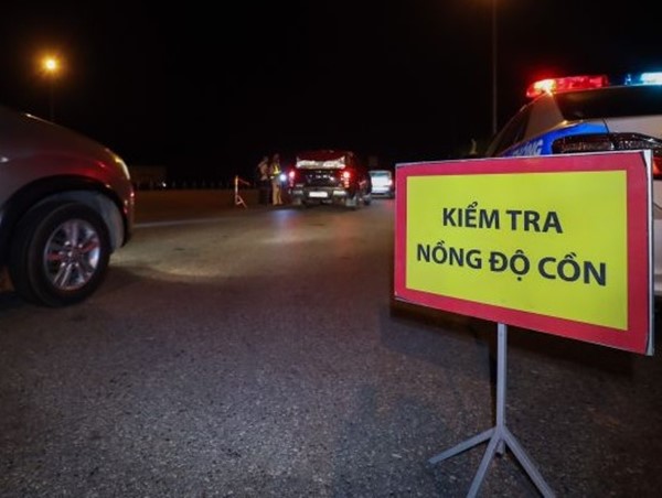 Xử phạt vi phạm giao thông tiếp tục tăng trong đợt tổng kiểm soát phương tiện