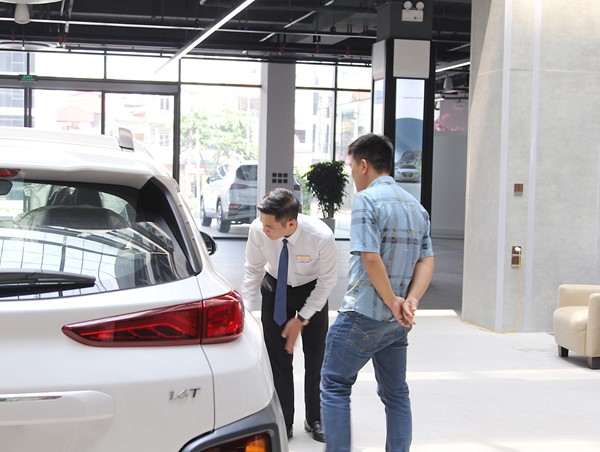 Phí trước bạ giảm 50%: Thị trường ô tô thế nào? 