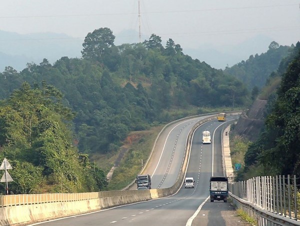 Lựa chọn phương án đầu tư cao tốc Chi Lăng - Hữu Nghị