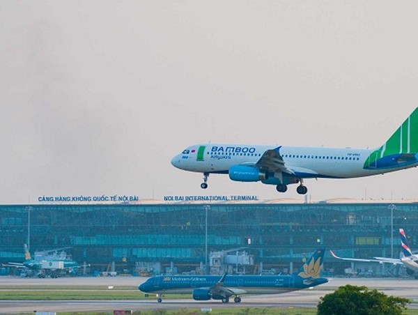 Nhịp sống hồi phục hậu Covid-19: Nhìn từ 2 sân bay lớn nhất Việt Nam