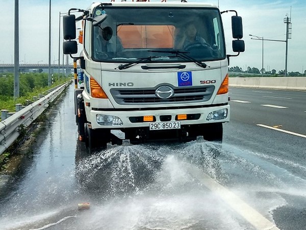 Rửa đường bảo đảm vệ sinh môi trường: Hiệu quả kép