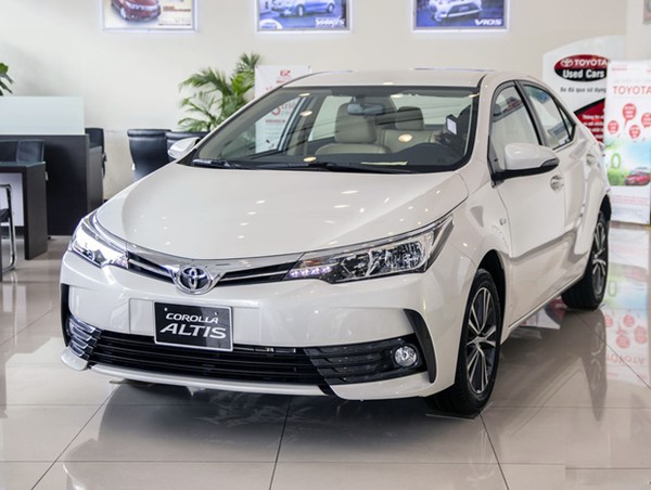 Giá xe ôtô hôm nay 7/6: Toyota Corolla Altis dao động từ 697-932 triệu đồng