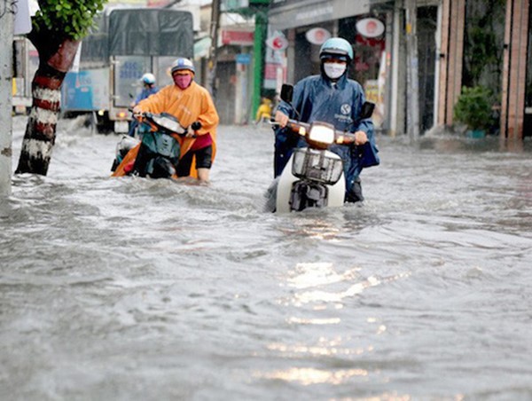 TP Hồ Chí Minh vẫn còn 22 tuyến đường bị ngập nặng