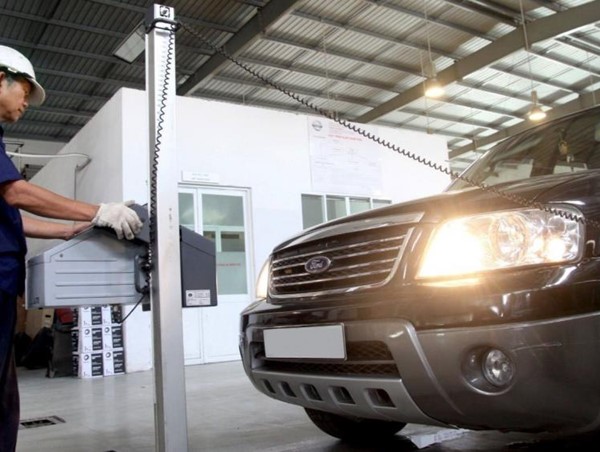 Hàng chục nghìn ô tô quá hạn đăng kiểm ở Hà Nội