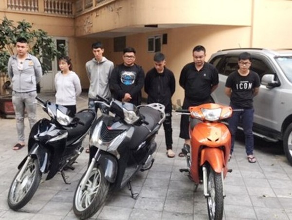 Làm rõ 7 đối tượng trong nhóm “quái xế” đâm trọng thương người phụ nữ ở bờ Hồ