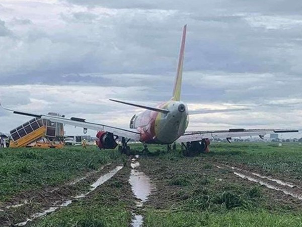 Bộ trưởng Nguyễn Văn Thể nói về vụ máy bay VJ322​ trượt khỏi đường băng