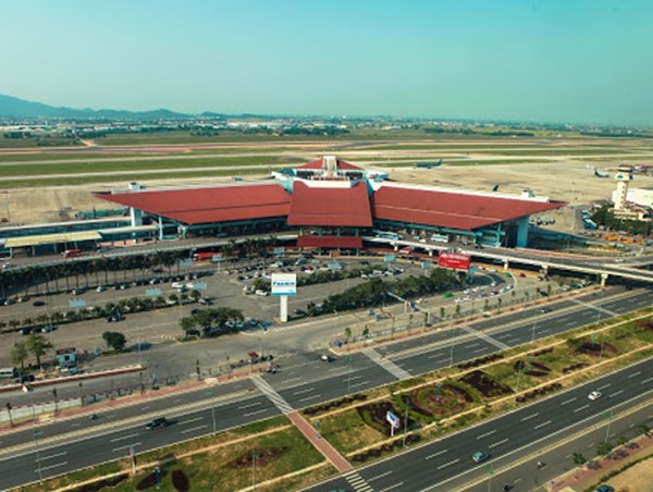 Hạn chế đỗ tàu bay qua đêm tại sân bay Nội Bài, Tân Sơn Nhất