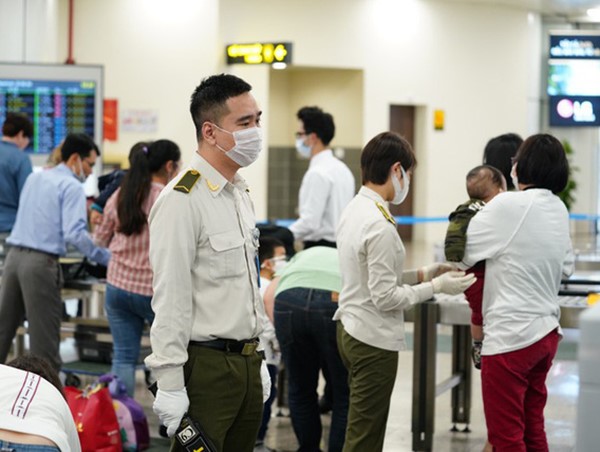 Vận chuyển hành khách nội địa tại sân bay Nội Bài đã phục hồi hoàn toàn